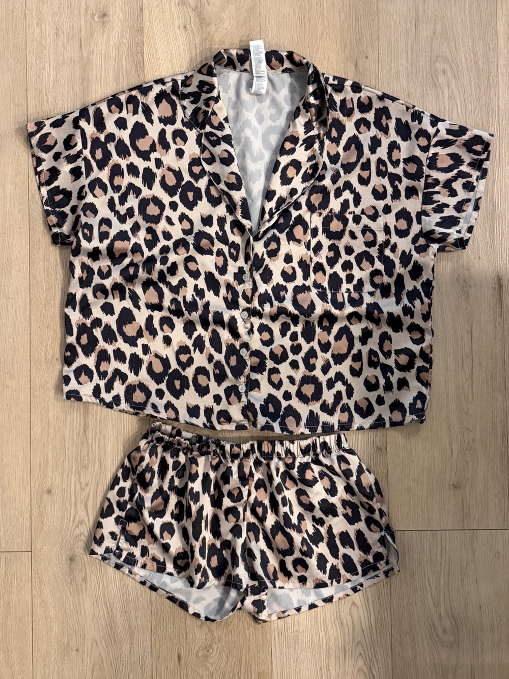 Leopard print pajama set - shorts & short sleeve top